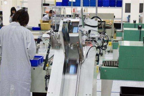 為什么年輕人不喜歡進廠了？大數據揭示的深層原因